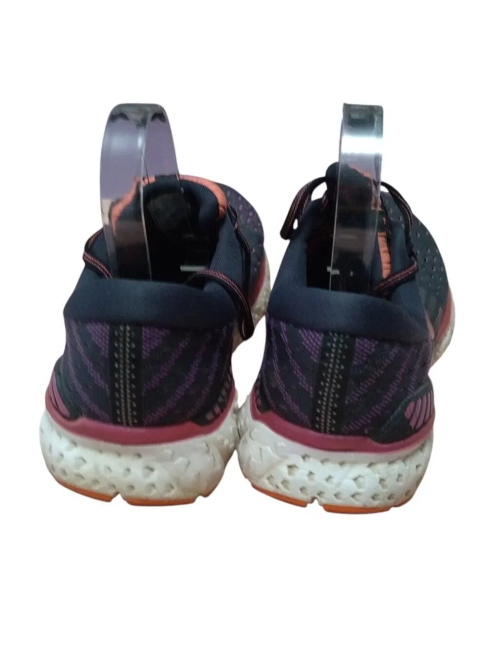 Brooks women size
